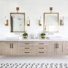 Madrona Master/Bath