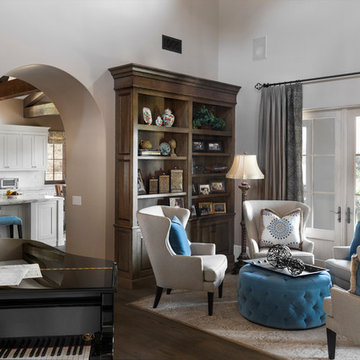 Montecito Mediterranean Style Lounging