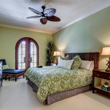 Guest Room (Eileen)