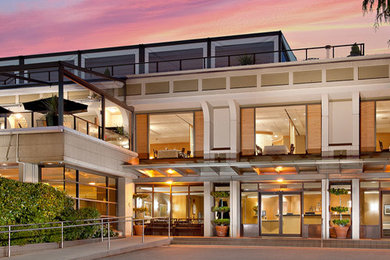 Example of a huge trendy patio design in Vancouver