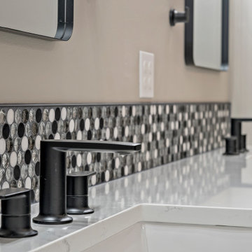 University Place / Bathroom Remodel