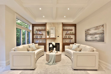 Example of a family room design in Sacramento