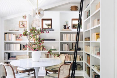 Dining room - cottage dining room idea in Chicago