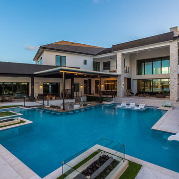 Pool with Swim-Up Bar and Fire Features
