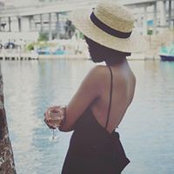 Francine Den's photo