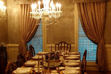 Dining room - dining room idea in Atlanta