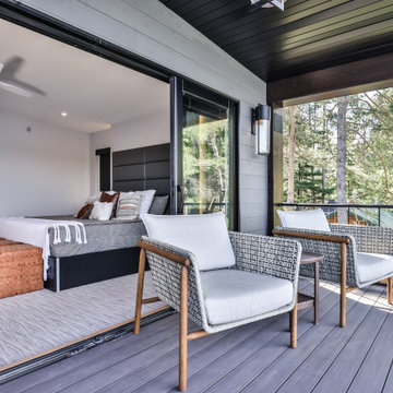 Modern Lake House - Private Balcony Upper Bedroom