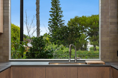 Inspiration for a modern kitchen remodel in San Diego