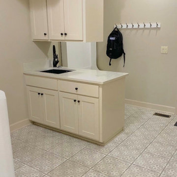 Laundry Room Organize