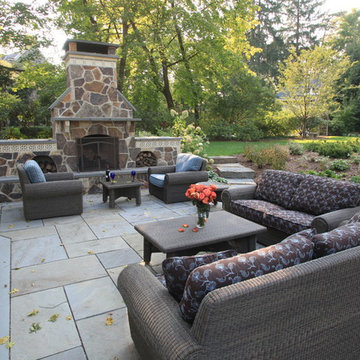 Outdoor Fireplaces and Kitchens