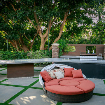 Outdoor Kitchen