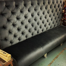 1875 banquette