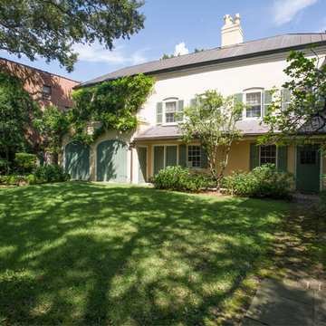 Charming Charleston Gardens