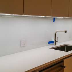 GLASS BACKSPLASH - Products