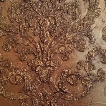 Traditional Powder Bath Walls