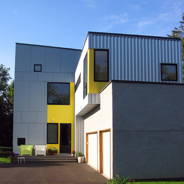 X- Line 001 | exterior