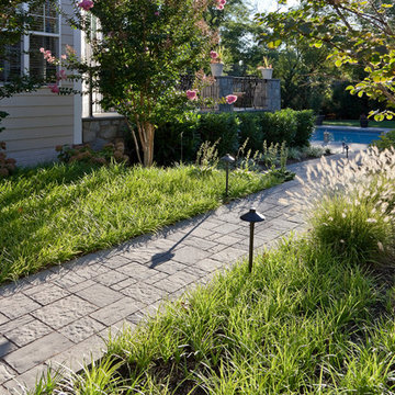 Traditional Style Walkway