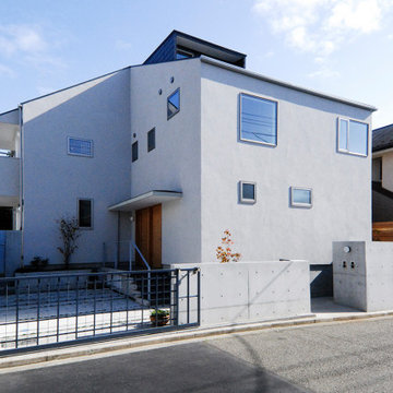 荏子田の家