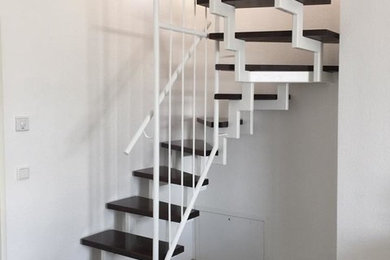 Inspiration for a contemporary staircase in Dusseldorf.
