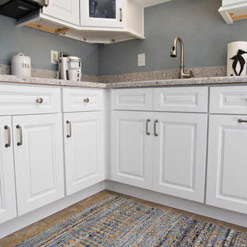Rancho Santa Fe Kitchenette