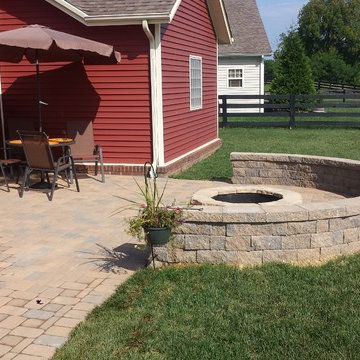 Backyard Patio & Firepit