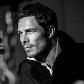 Paul Sculfor's photo