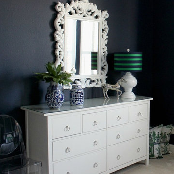Girl's Navy Bedroom