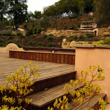 GardenMediterranean Style Entertainers' Paradise