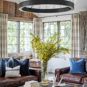 Langley Historical Farmhouse - Living Room