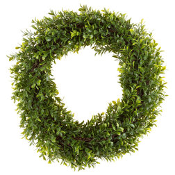 Traditional Wreaths And Garlands by Trademark Global