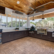 Outdoor Kitchen