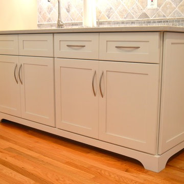 Tauxemont - Custom White Shaker Kitchen