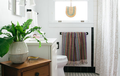 Freshen Up the Bath With Lush and Healthy Plants