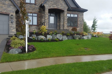 Design ideas for a craftsman landscaping in Vancouver.