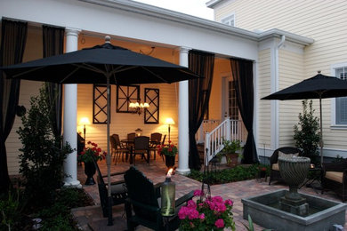 Design ideas for a traditional patio in Orlando.
