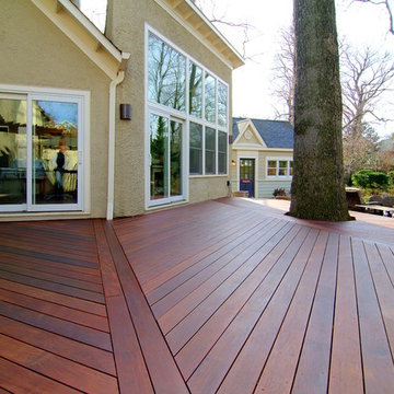 Tree Deck -- Incorporating a Beloved Tree, Making the Most of the Environmen