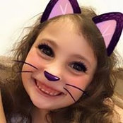 Danielle Cabral's photo