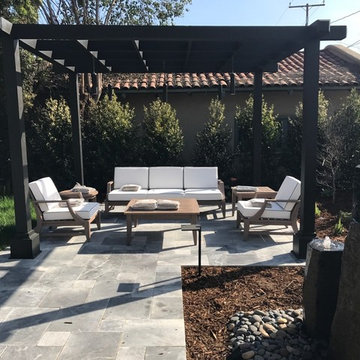 Modern Style Pergola with no brackets.