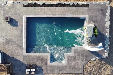 Large pool photo in Toronto