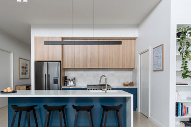 Photo of a contemporary kitchen in Melbourne.