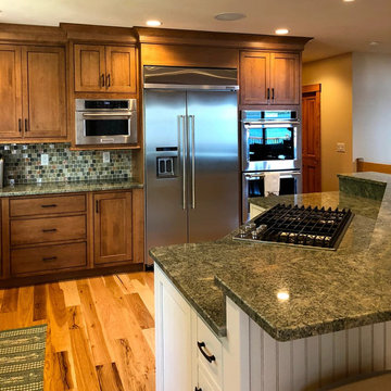 Kitchen & Island Dining Area