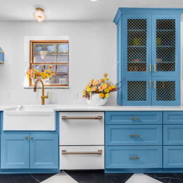 Eye-catching Bright Blue Kitchen