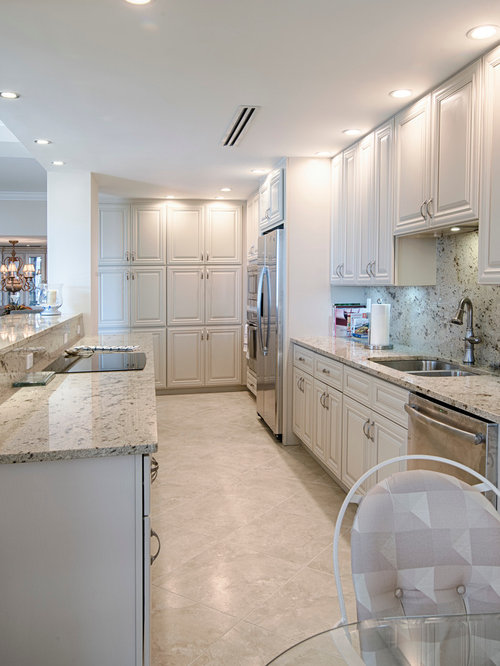 Küchen mit Rückwand aus Stein und Glas-Arbeitsplatte Ideen, Design