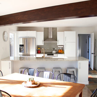 Ideas Para Cocinas Fotos De Cocinas Pequenas Con Salpicadero De Azulejos De Vidrio Julio 2020 Houzz Es