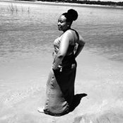 Gina Bakers foto
