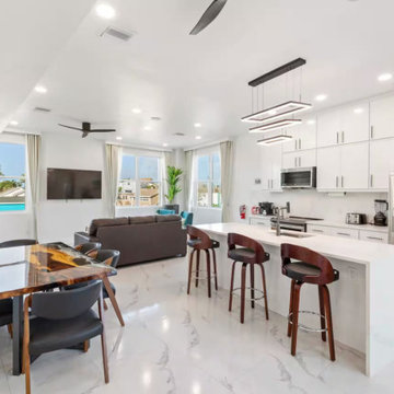 Short Term Rental with Pool in Treasure Island