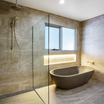 Minimalist Bathroom and Ensuite with a rustic edge.
