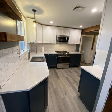 Chrissys Dartmouth kitchen