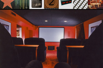 This is an example of a contemporary home theatre in Bridgeport.