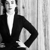 Miriam Halpern's photo